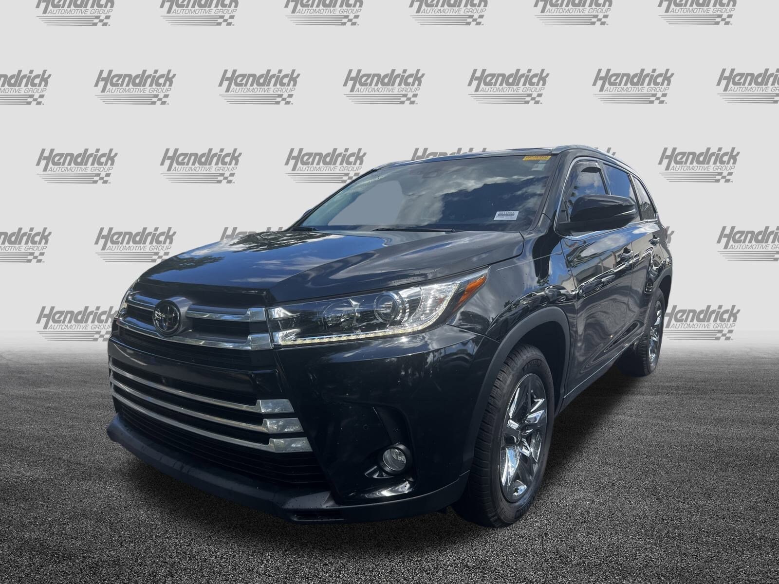 2018 Toyota Highlander Limited Platinum photo 3