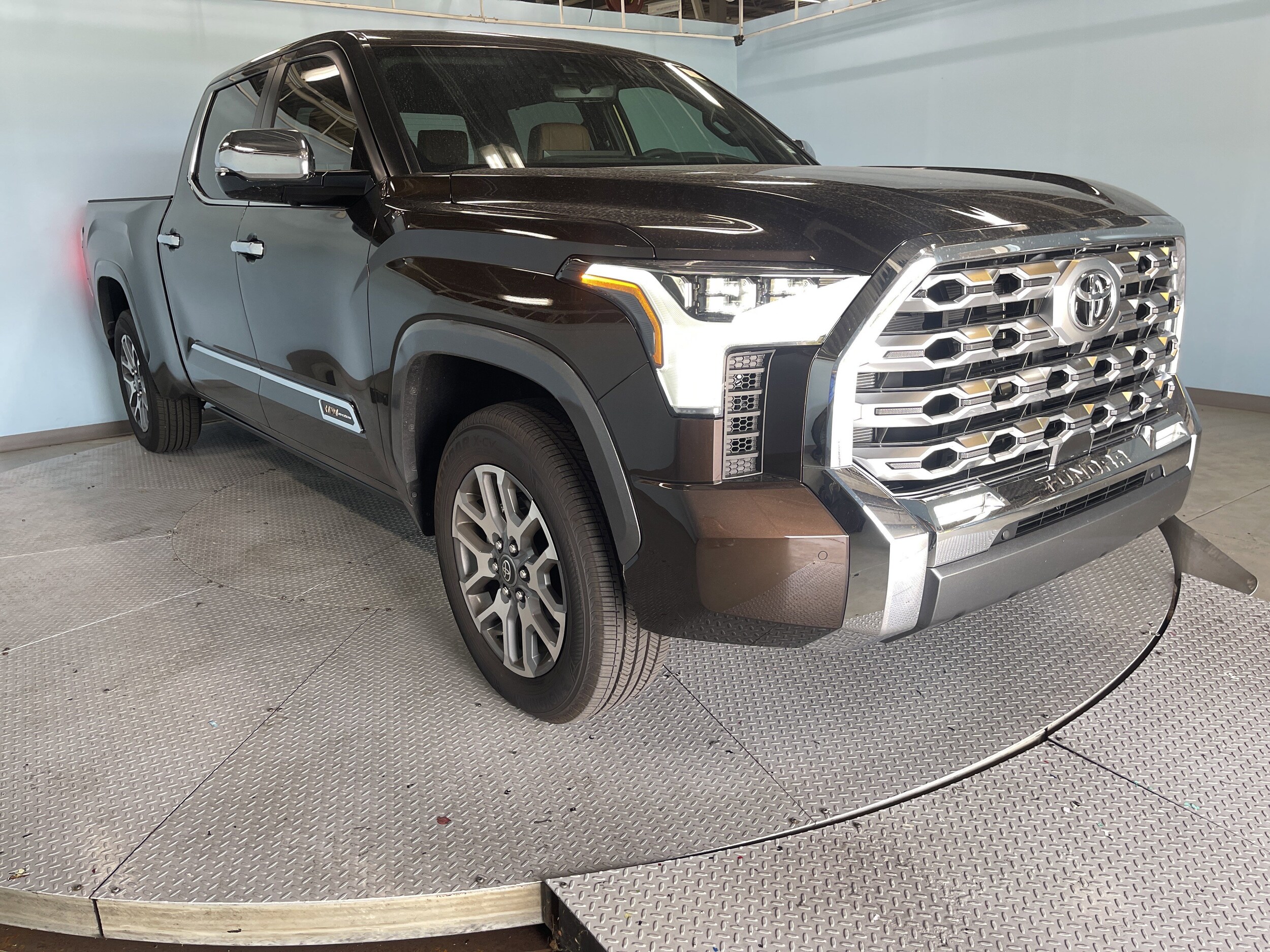 2025 Toyota Tundra 1794 Edition photo 2