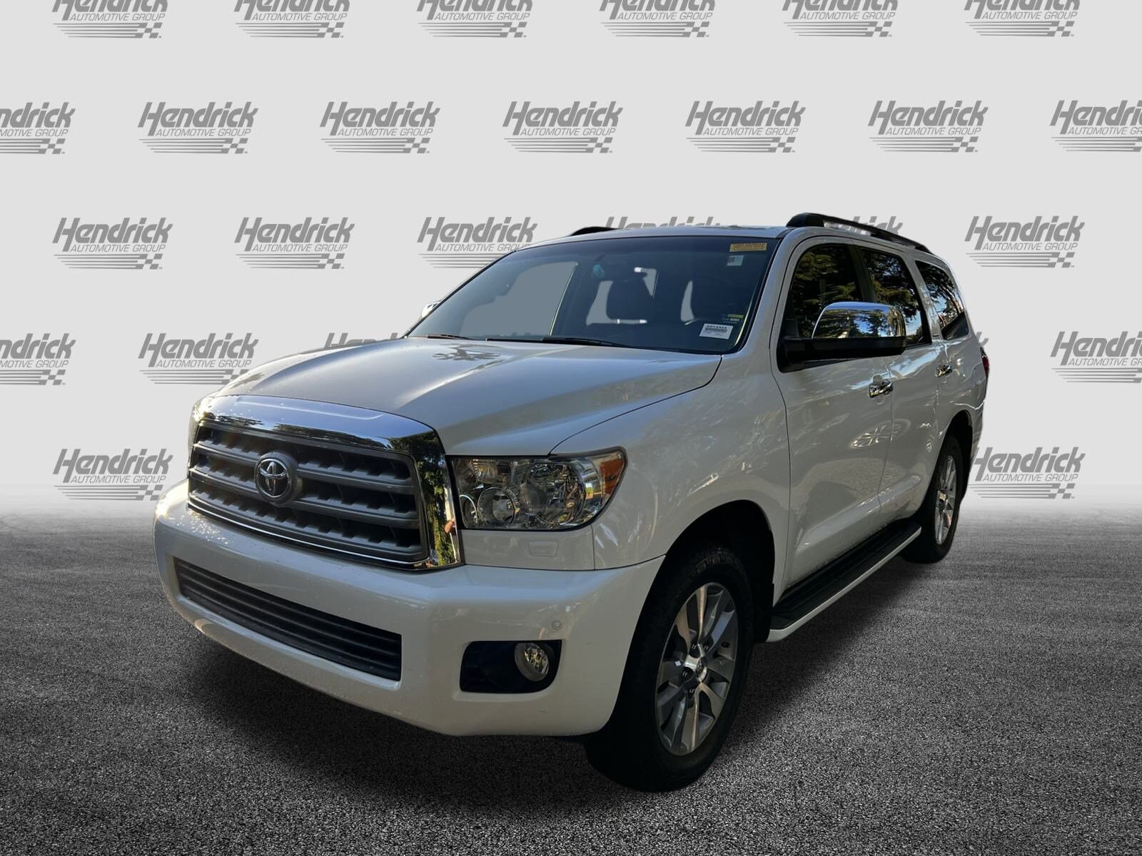 2017 Toyota Sequoia Limited photo 4