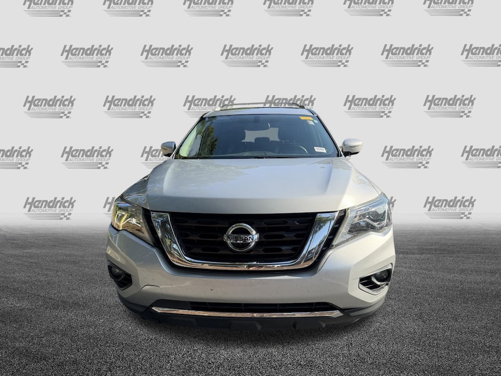 Used 2017 Nissan Pathfinder Platinum SUV