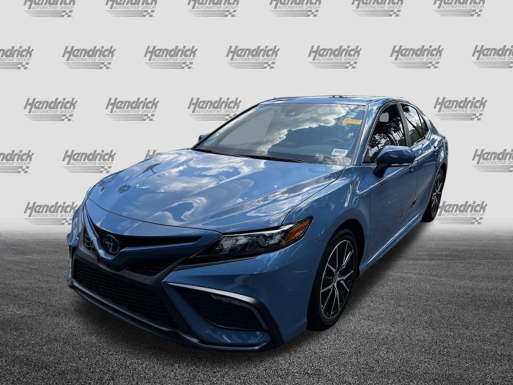 Used 2023 Toyota Camry Hybrid SE Sedan