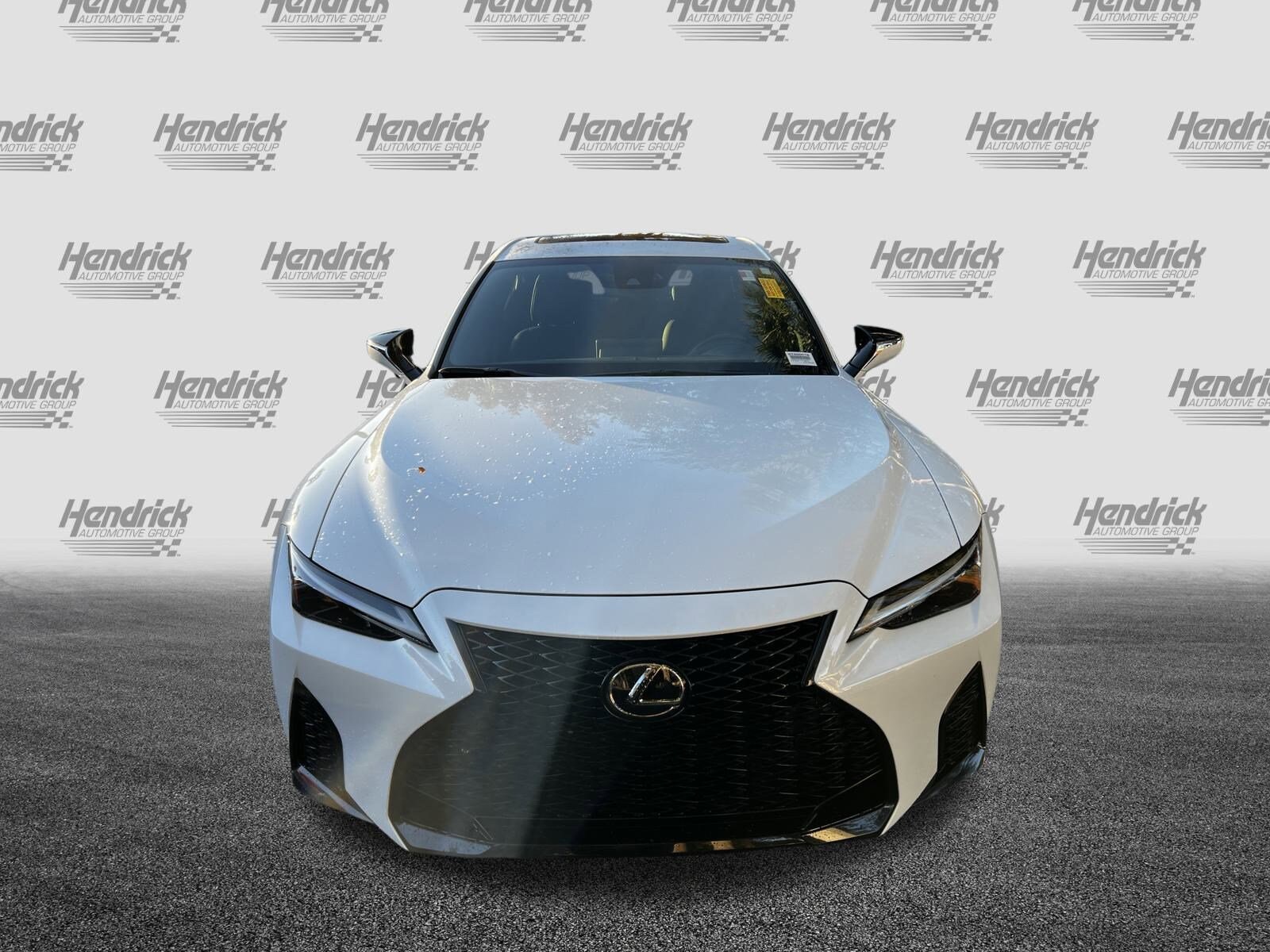 2024 Lexus IS 350 F SPORT photo 3