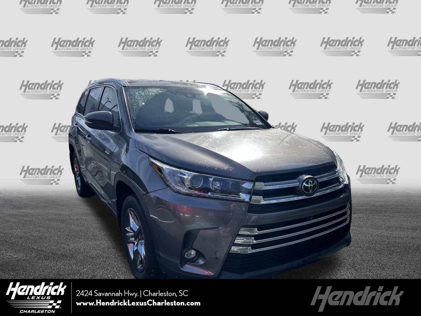 2019 Toyota Highlander L's photo