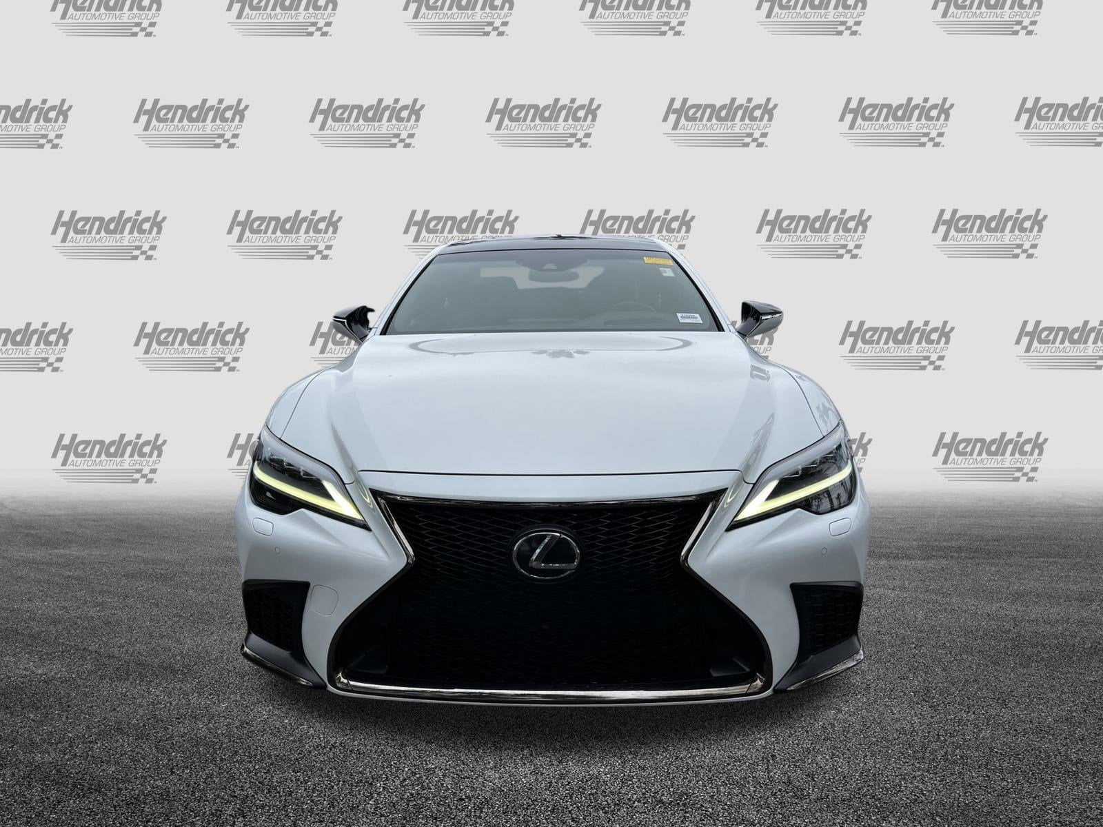 2023 LEXUS LS 500 F SPORT photo 2