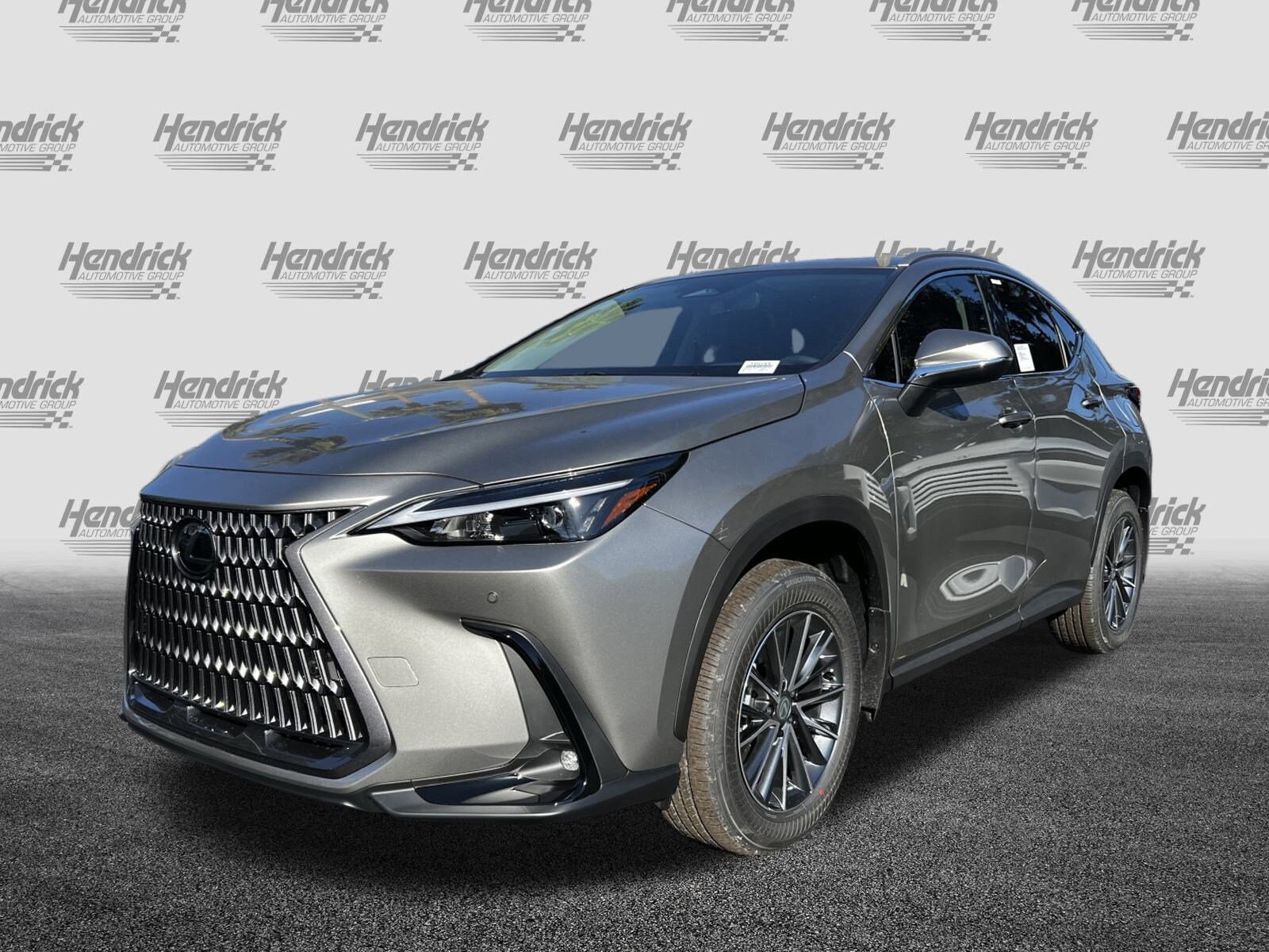 2026 Lexus NX 350 photo 4