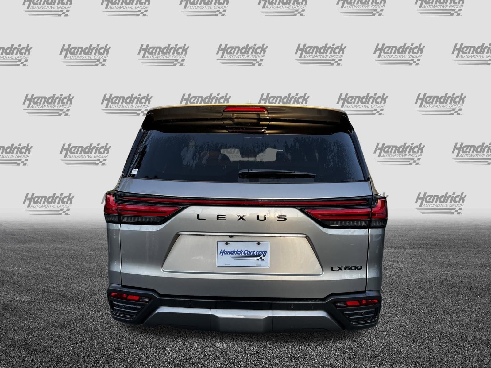 2025 LEXUS LX 600 LUXURY photo 6