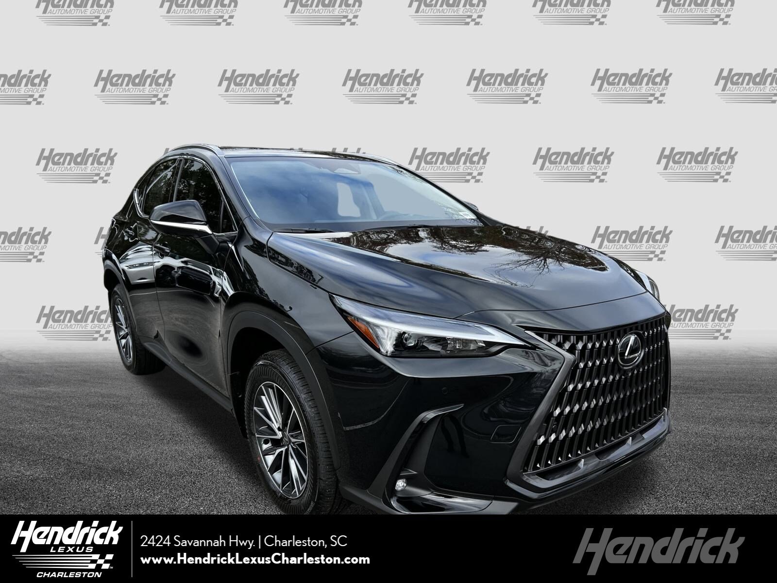 2026 Lexus NX PHEV 450h+'s photo