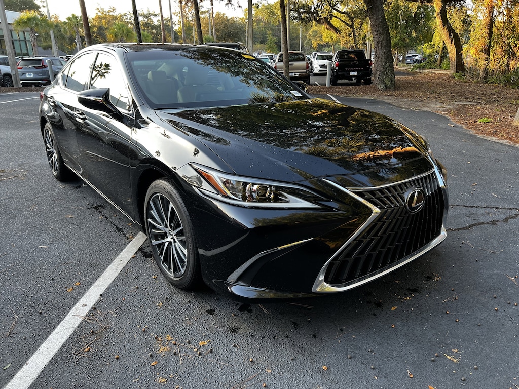 Used 2025 Lexus ES ES 300h Sedan