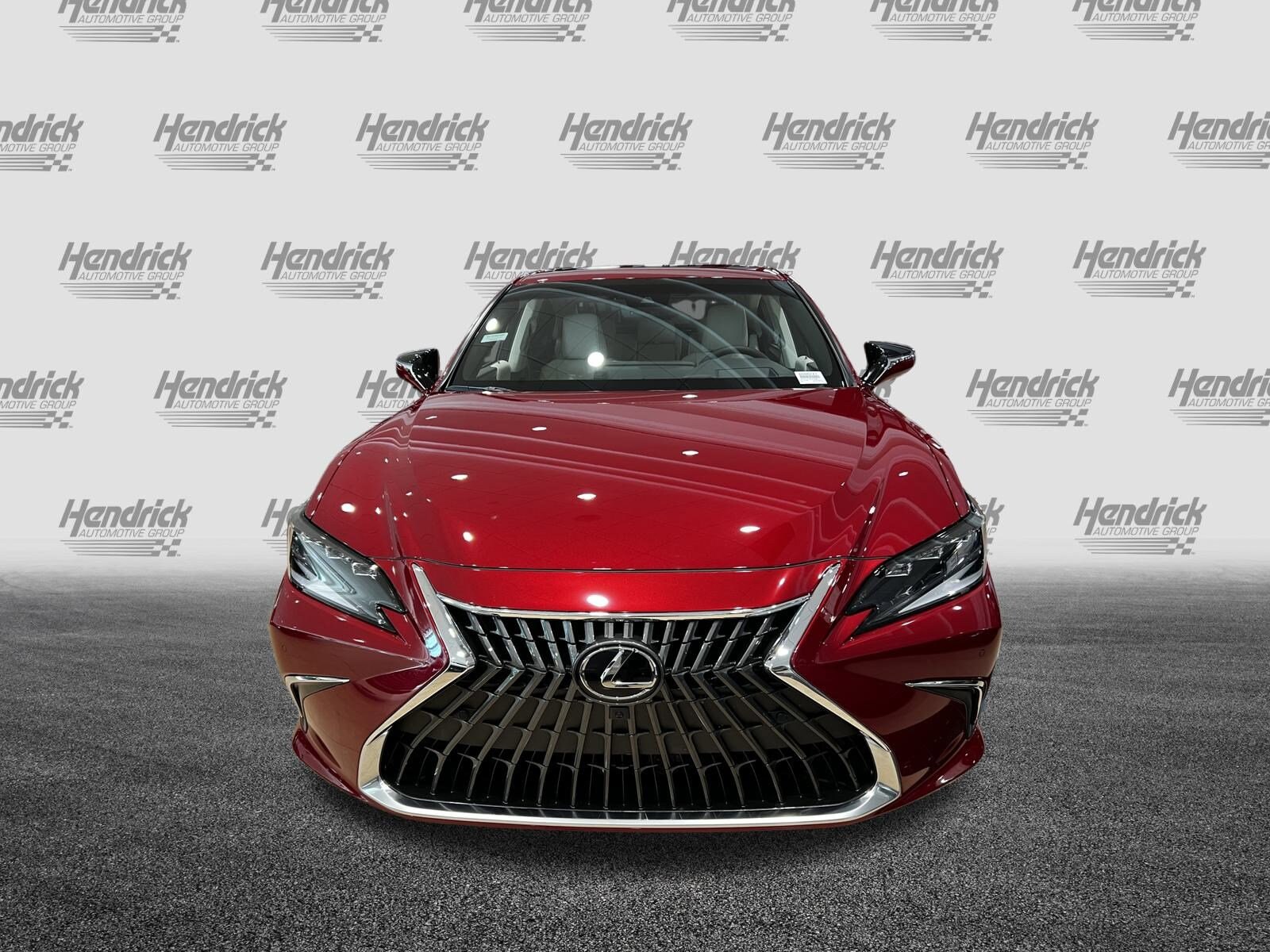2025 Lexus ES 300h Ultra Luxury photo 3