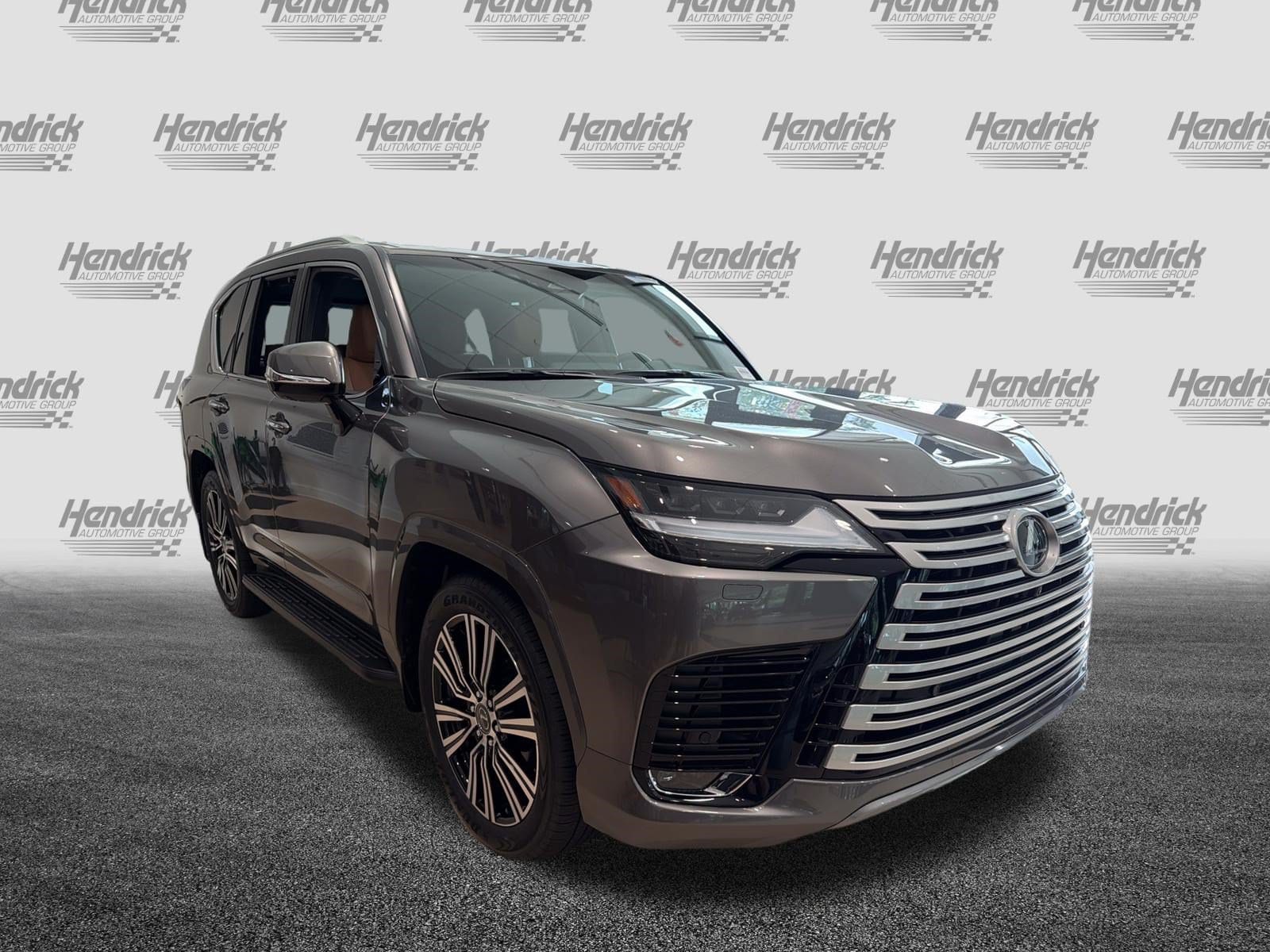 LEXUS LX 600 LUXURY