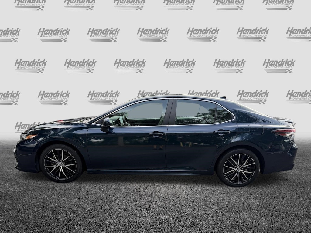 Used 2021 Toyota Camry SE Sedan