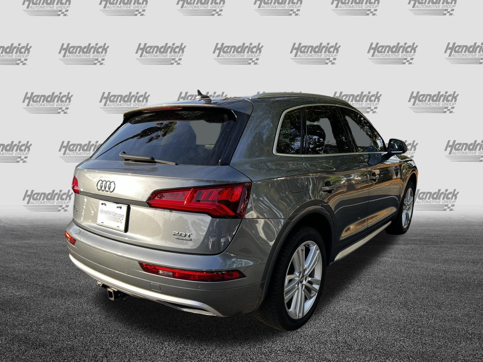 2018 Audi Q5 Tech Premium Plus photo 3