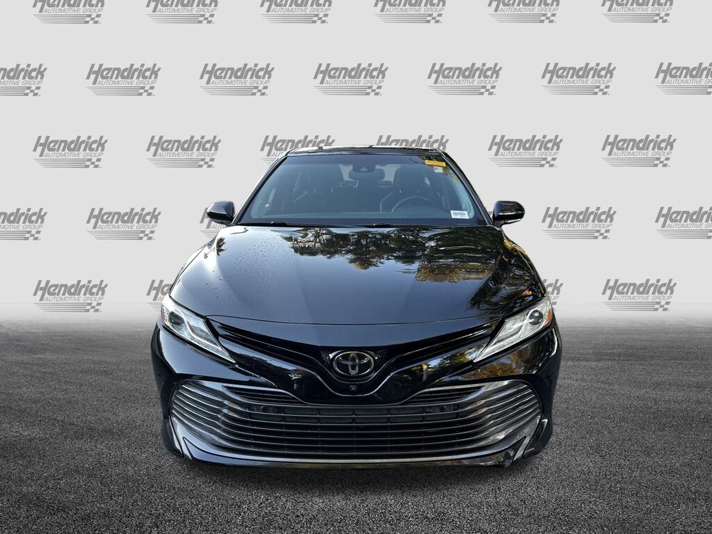 Used 2018 Toyota Camry XLE V6 Sedan