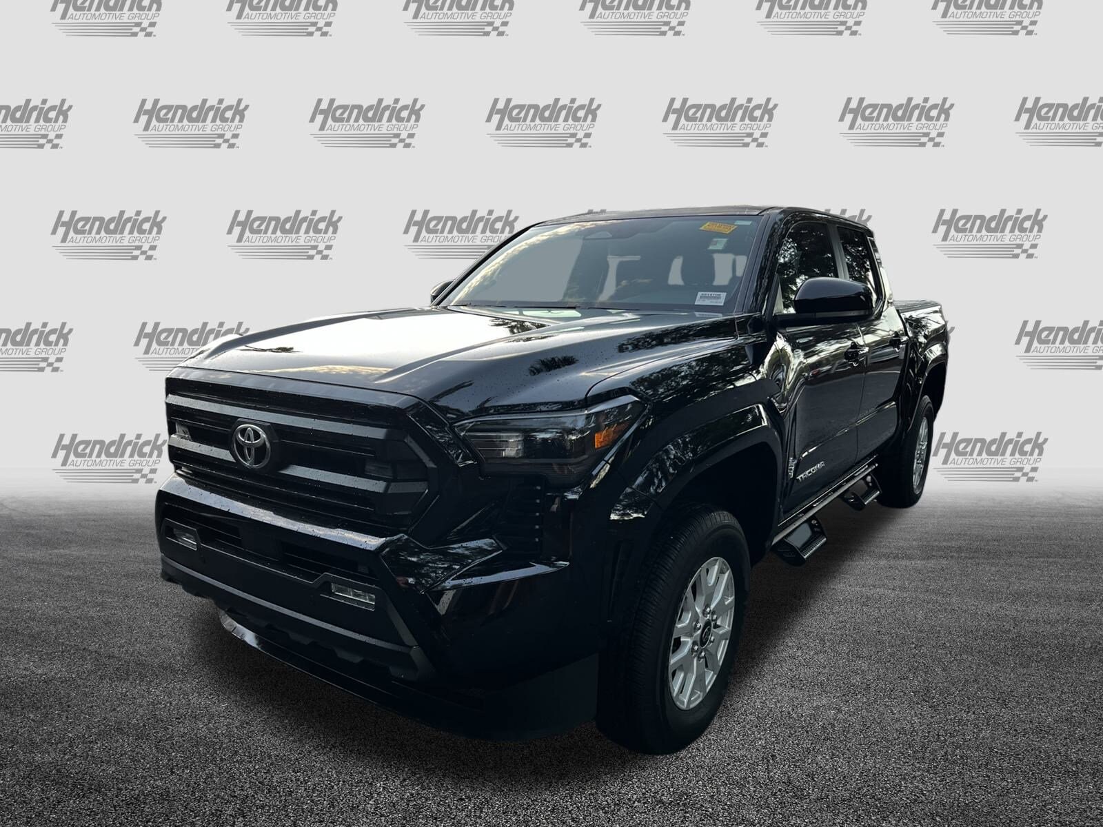 2024 Toyota Tacoma SR5 photo 4