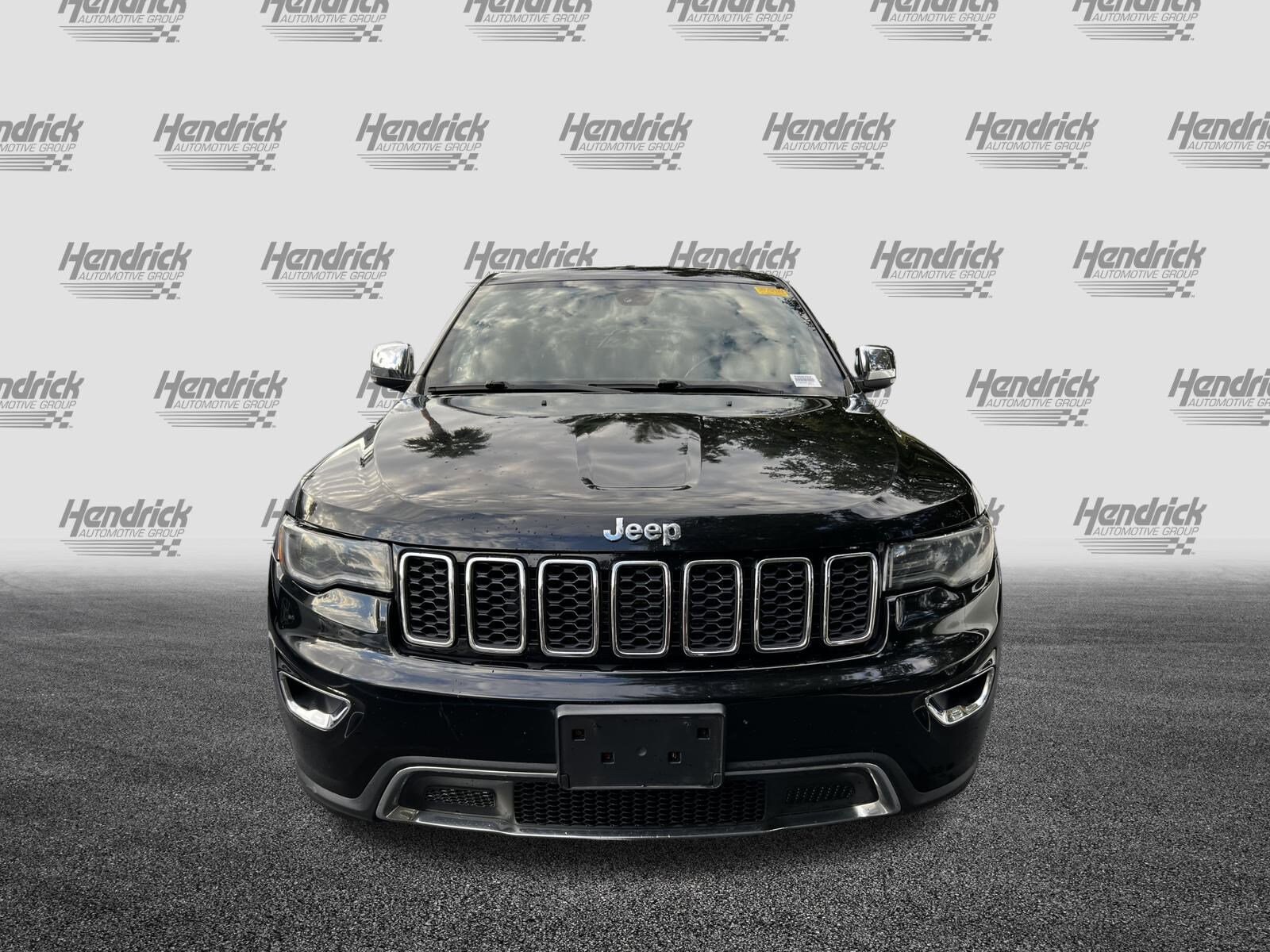 2017 Jeep Grand Cherokee Limited photo 2