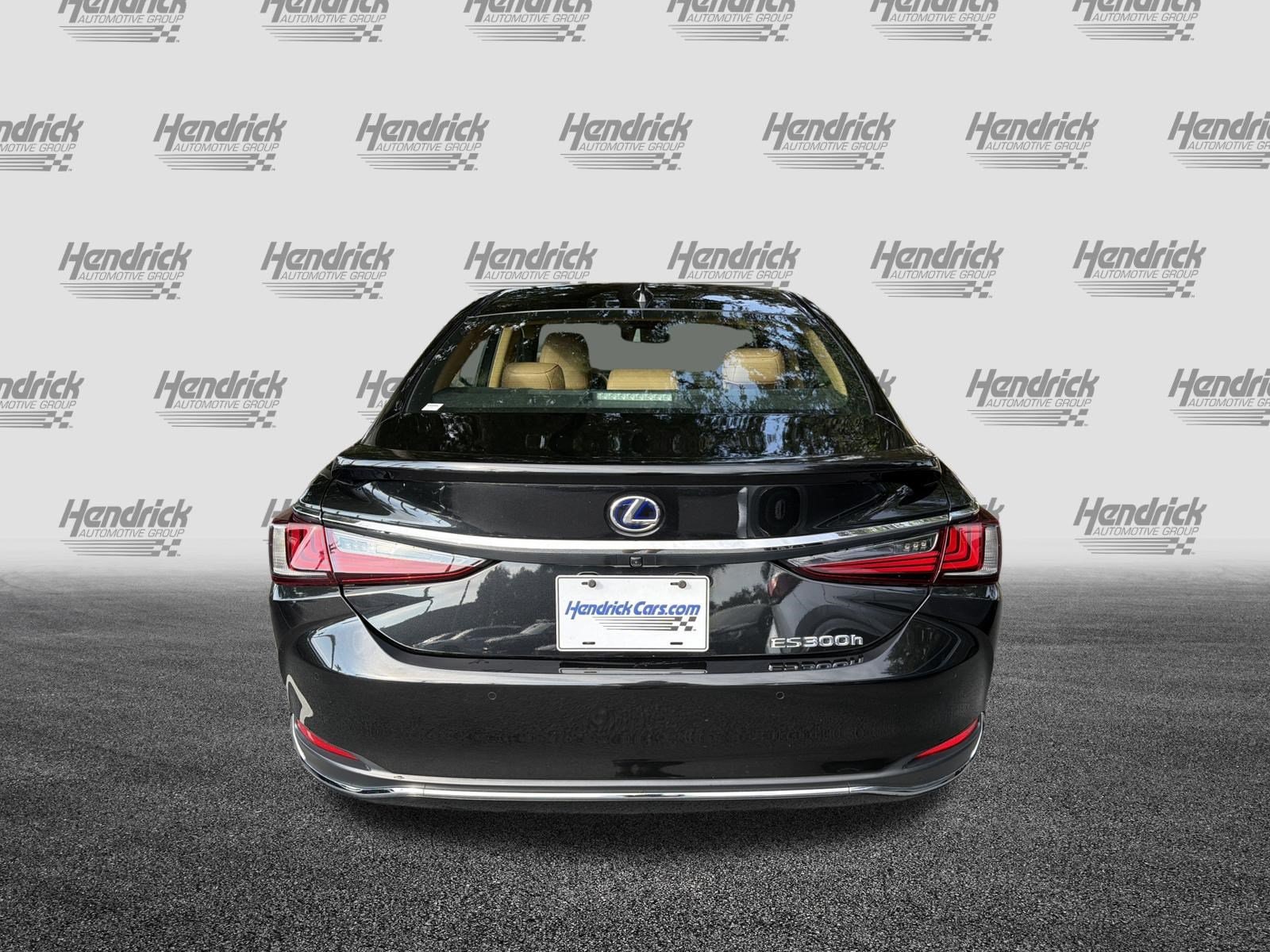 2022 Lexus ES Hybrid 6