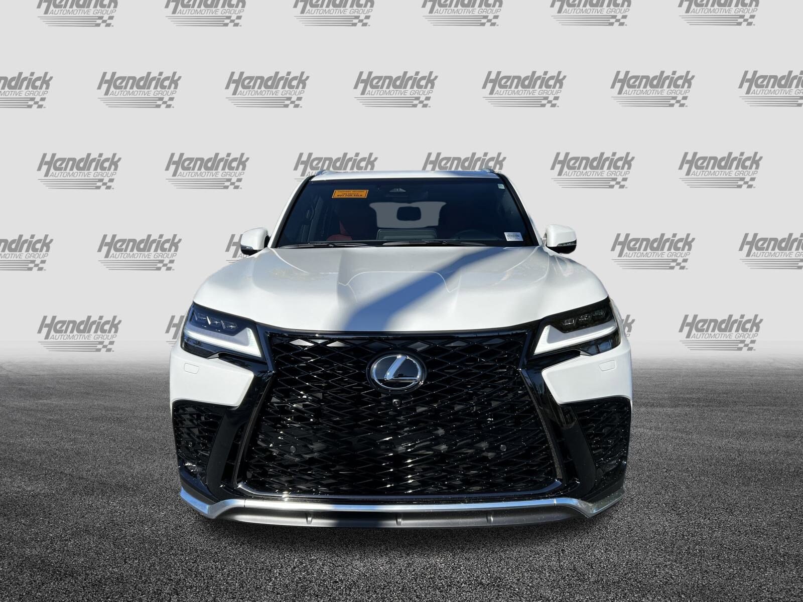2025 Lexus LX 600 F SPORT Handling photo 2