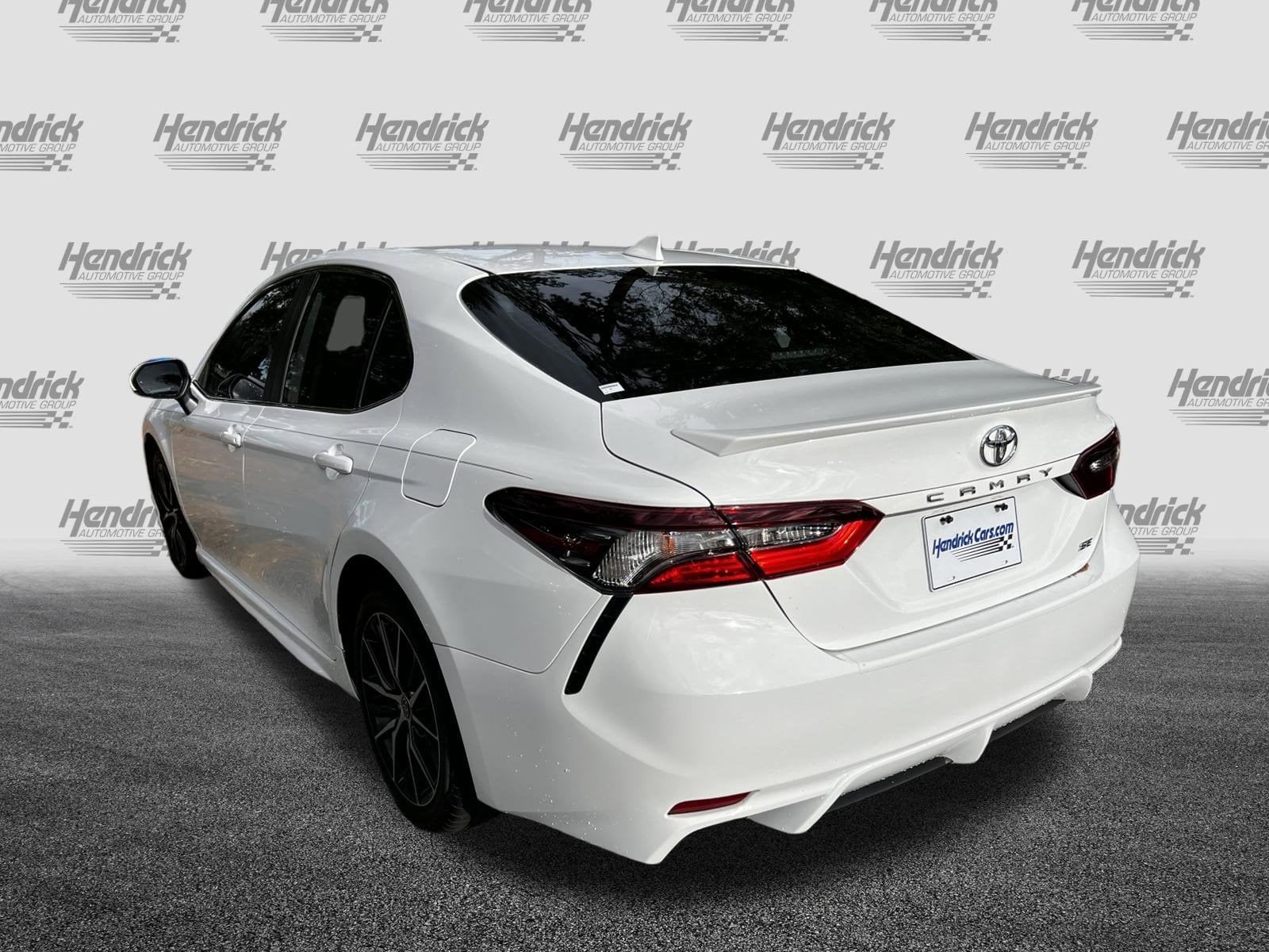 2023 Toyota Camry SE photo 5