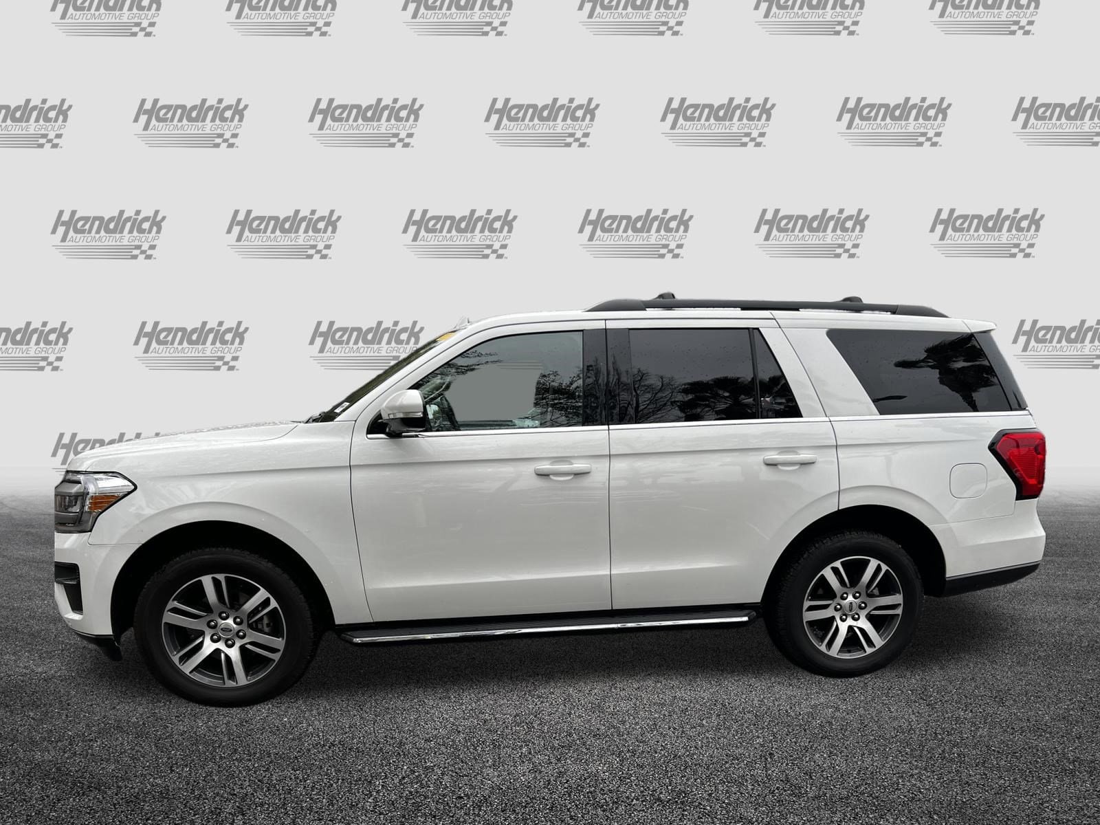 2022 Ford Expedition XLT photo 4