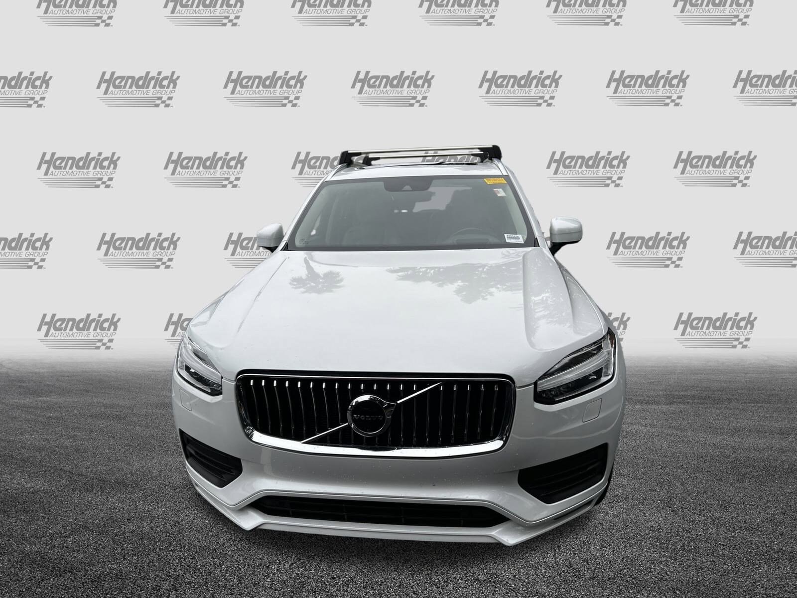 2020 Volvo XC90 Momentum photo 3