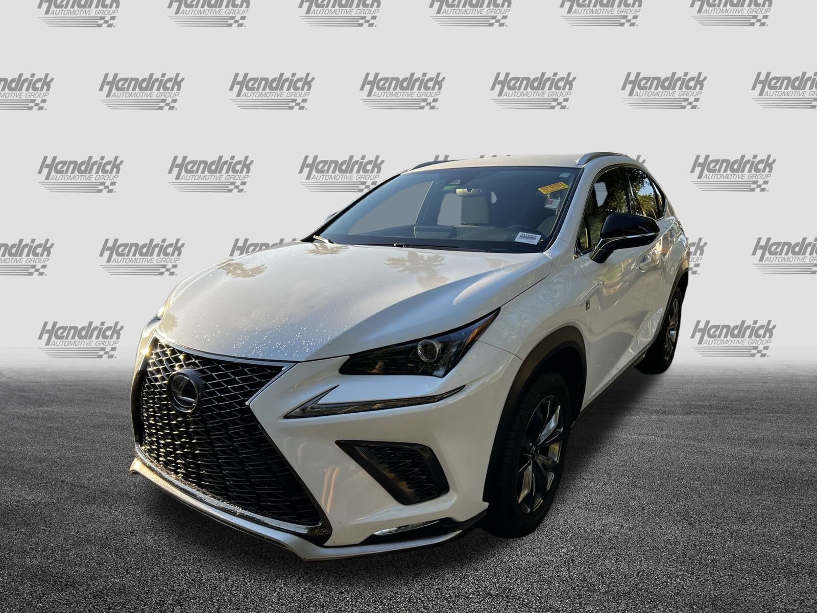2021 Lexus NX 300 F SPORT photo 4