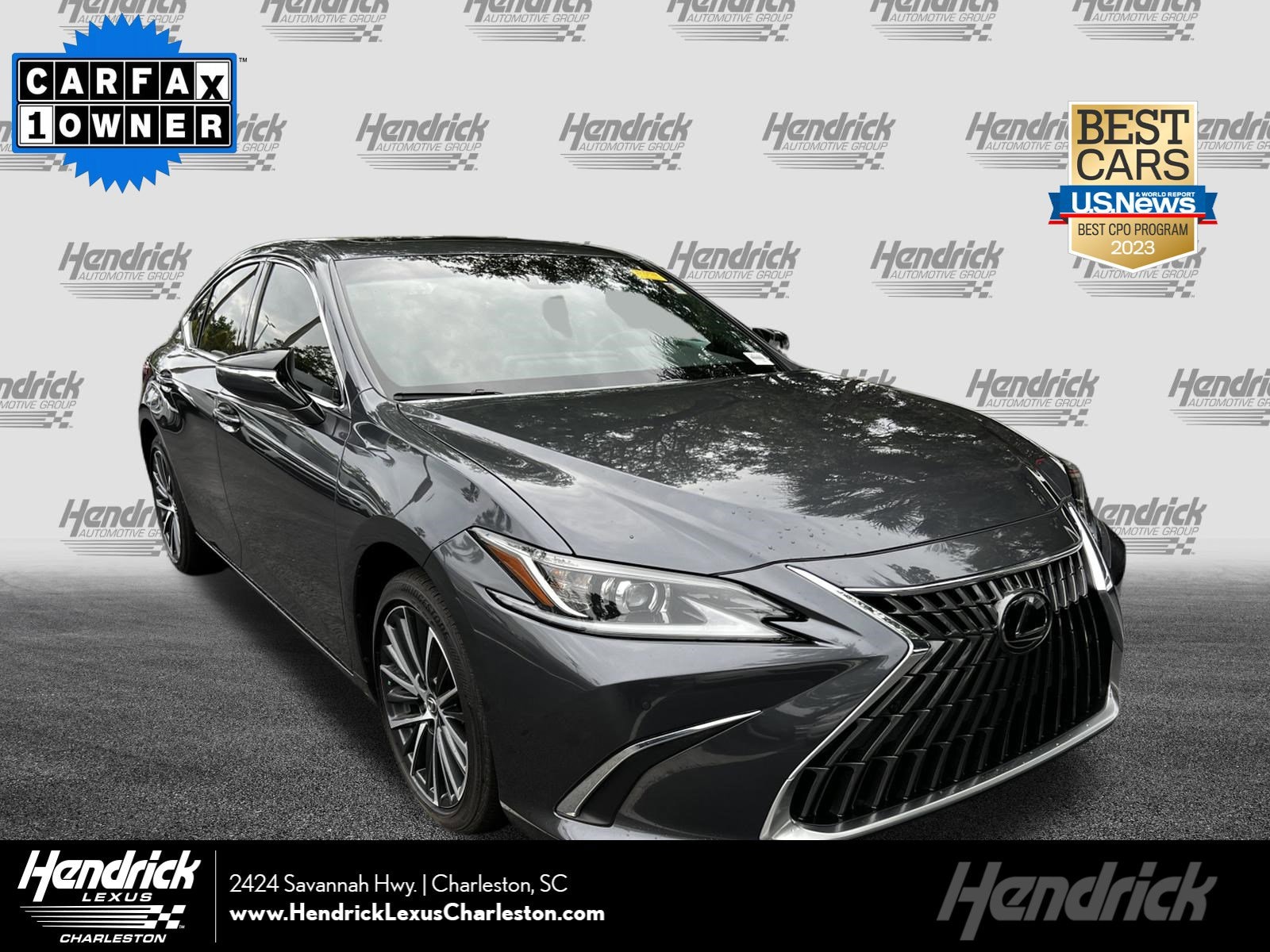 2025 Lexus ES 300h 300h's photo