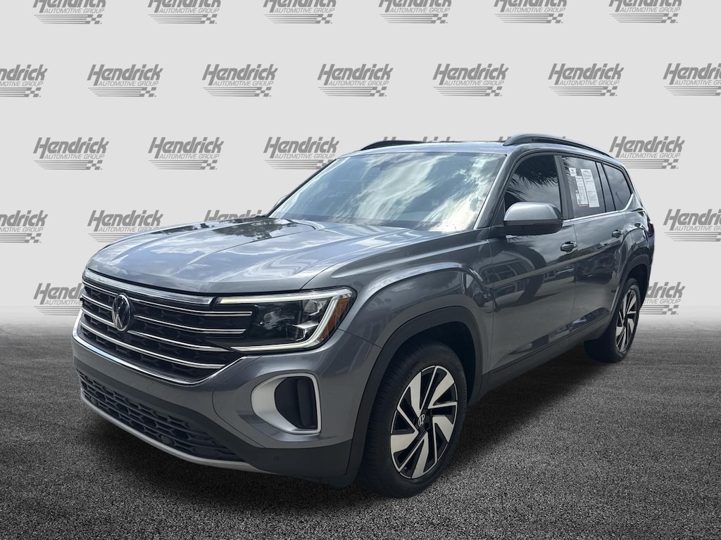Used 2024 Volkswagen Atlas 2.0T SE w/Technology SUV