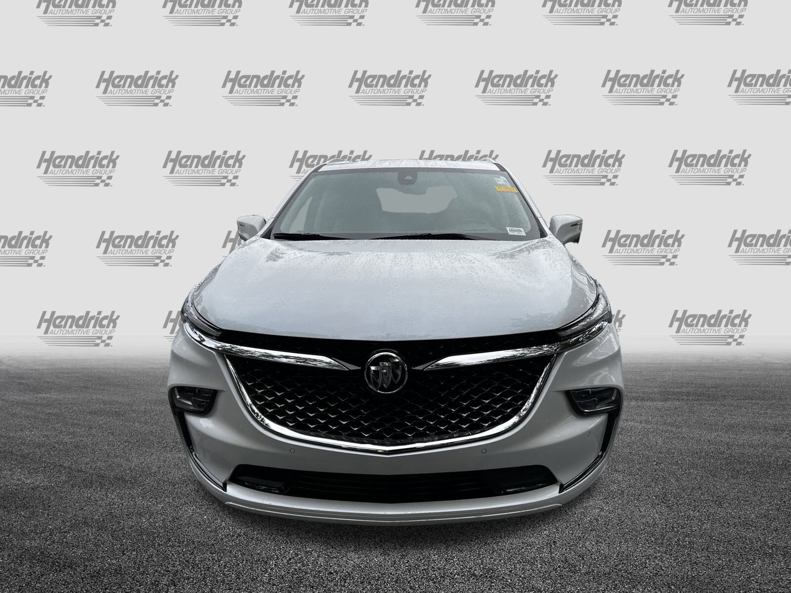 2023 Buick Enclave Avenir photo 3