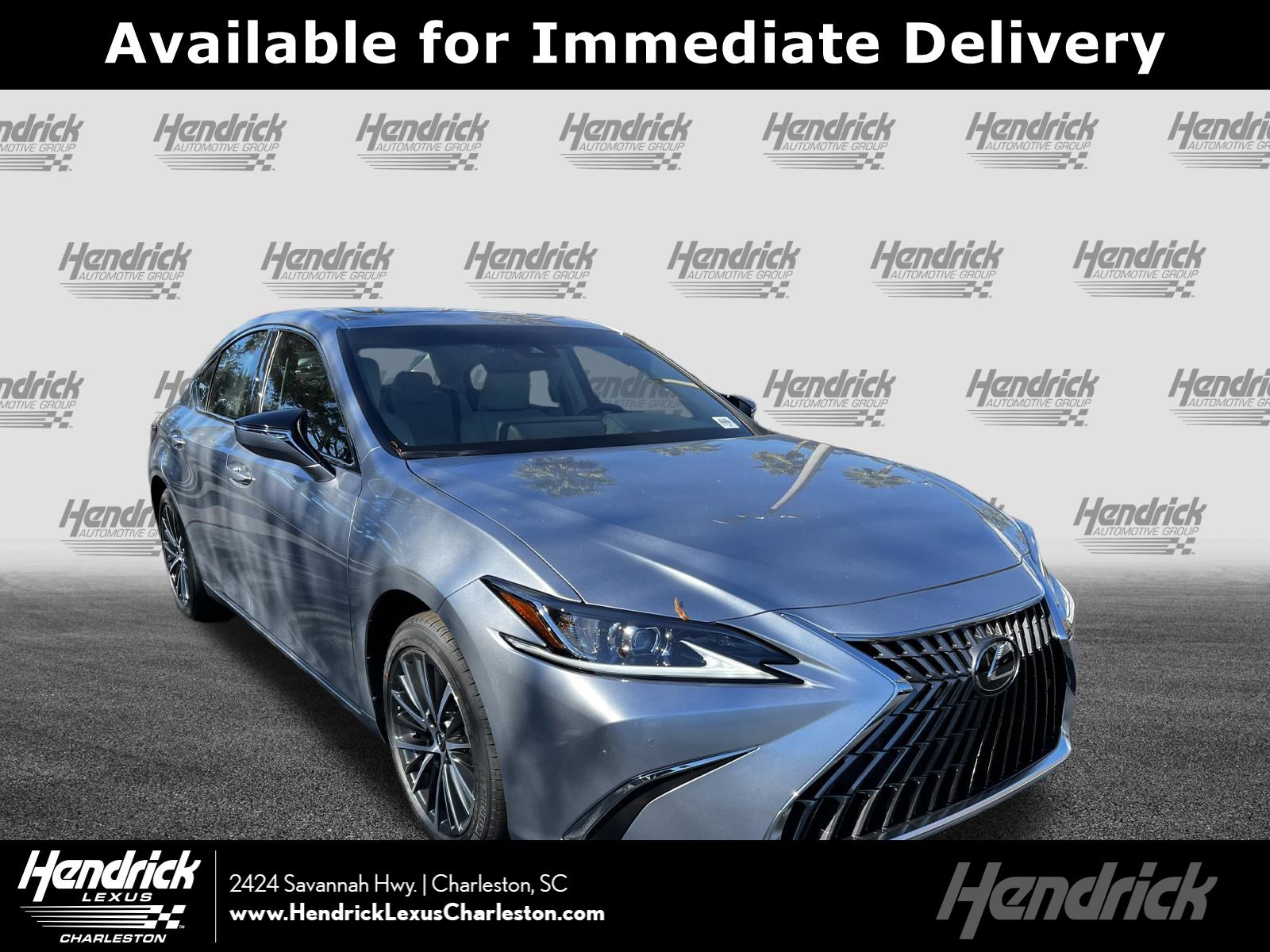 2025 Lexus ES 350's photo