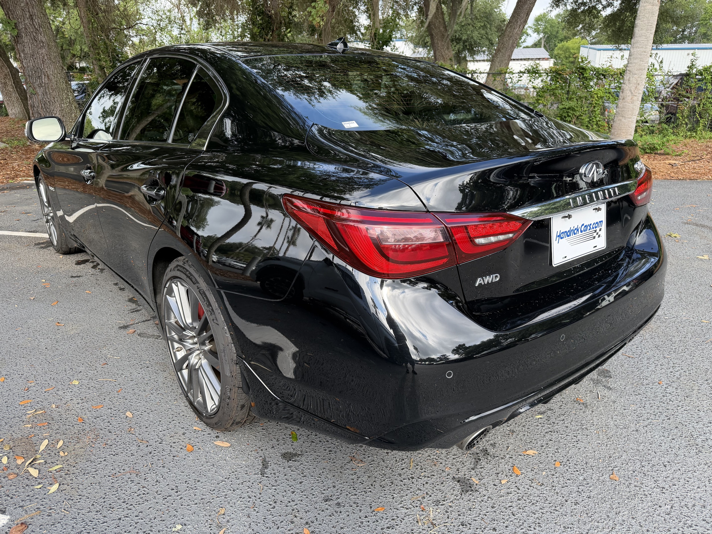 INFINITI Q50 RED SPORT 400