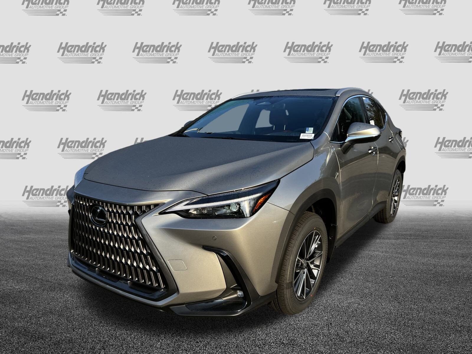 2026 Lexus NX 350 Premium photo 4