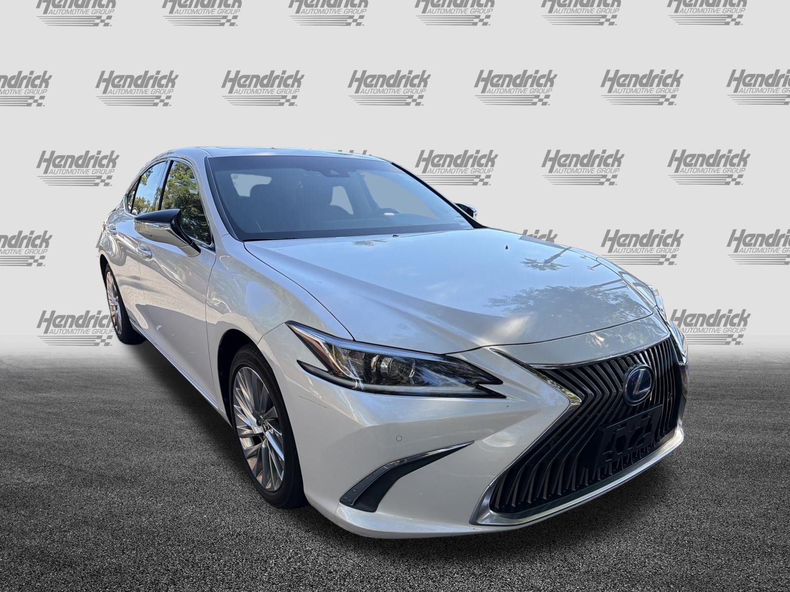 2021 LEXUS ES 300h Luxury Sedan