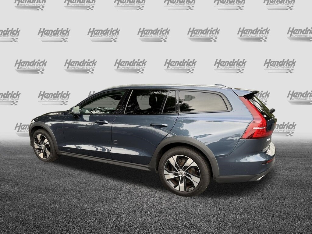 Used 2020 Volvo V60 Cross Country Wagon