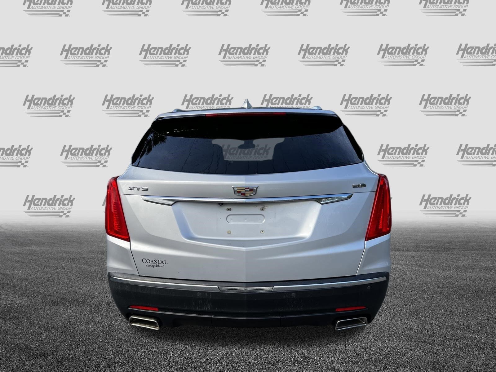 2017 CADILLAC XT5 Luxury FWD photo 6