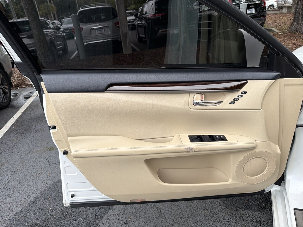Used 2015 Lexus ES 350 Sedan