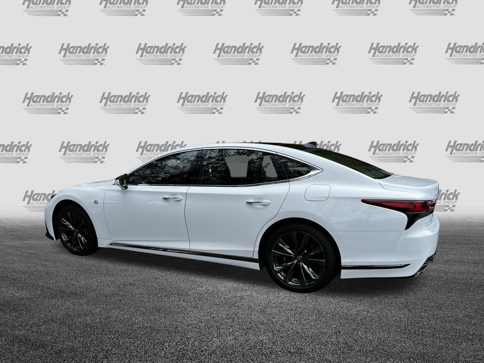 2023 LEXUS LS 500 F SPORT photo 4