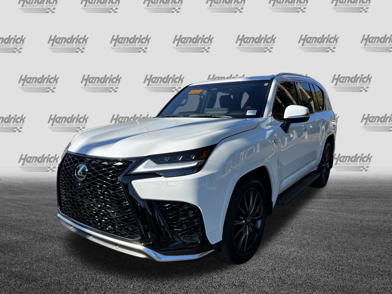 2025 Lexus LX 600 F SPORT Handling photo 3