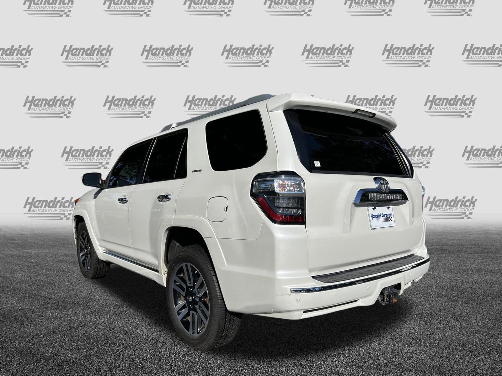 2017 Toyota 4Runner Limited photo 5