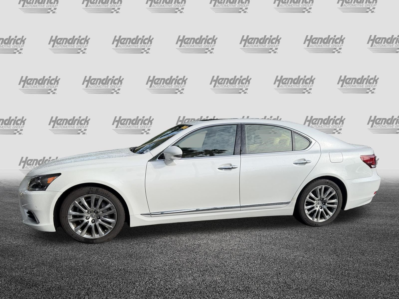 LEXUS LS 460