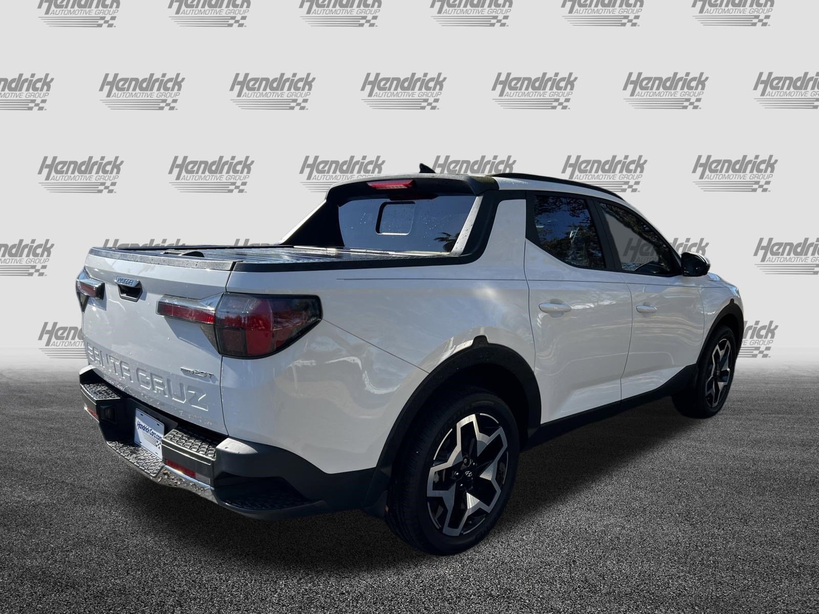 2023 Hyundai Santa Cruz Limited photo 3