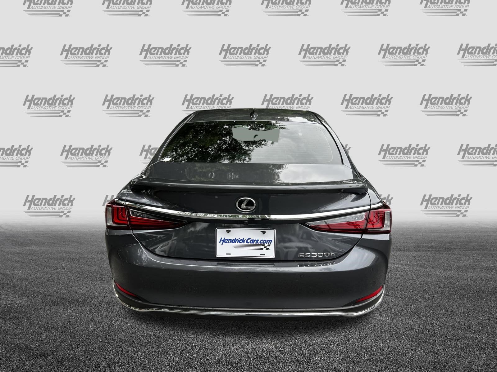 2025 LEXUS ES ES 300h photo 5