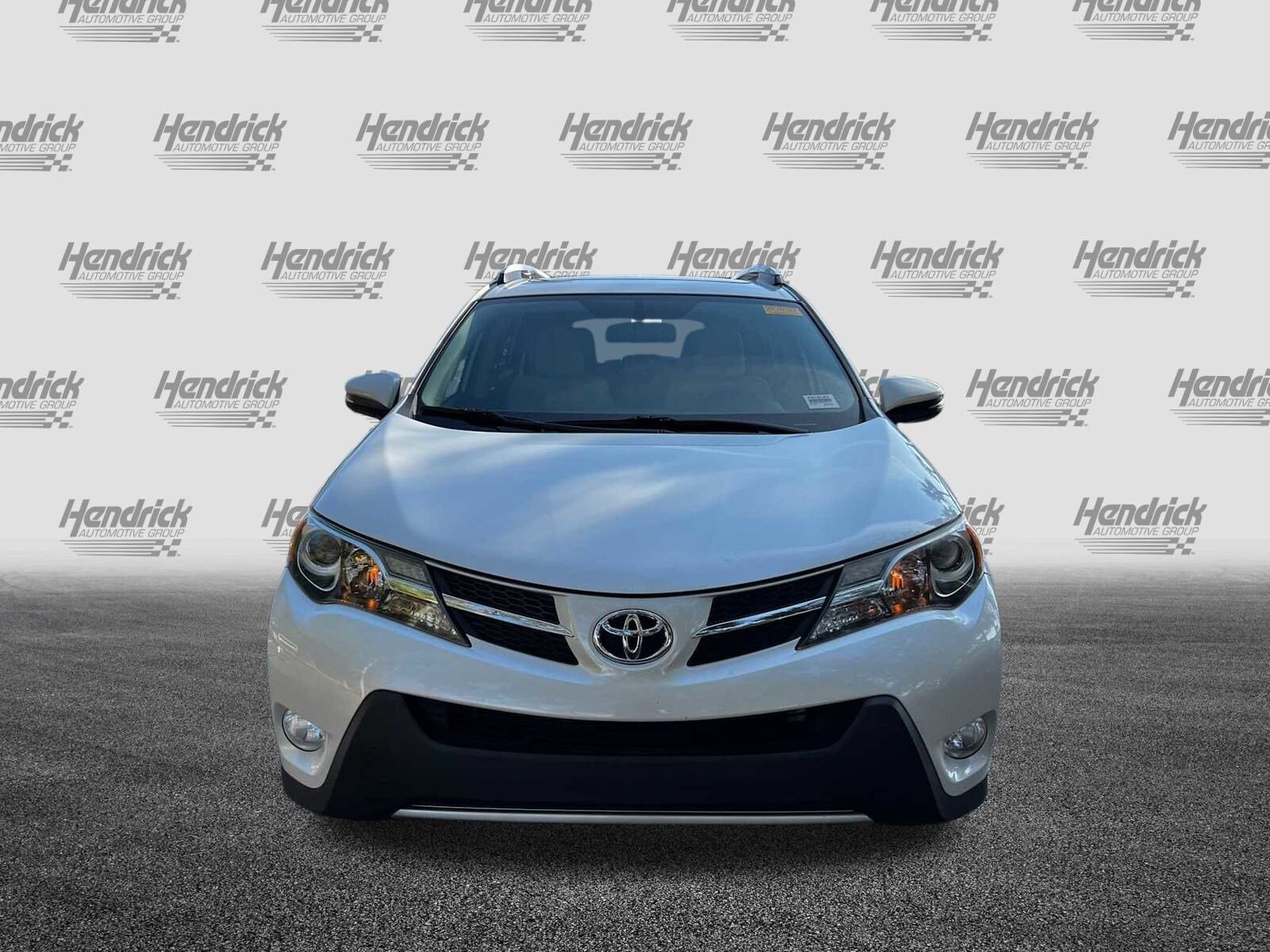 2015 Toyota RAV4 Limited photo 2