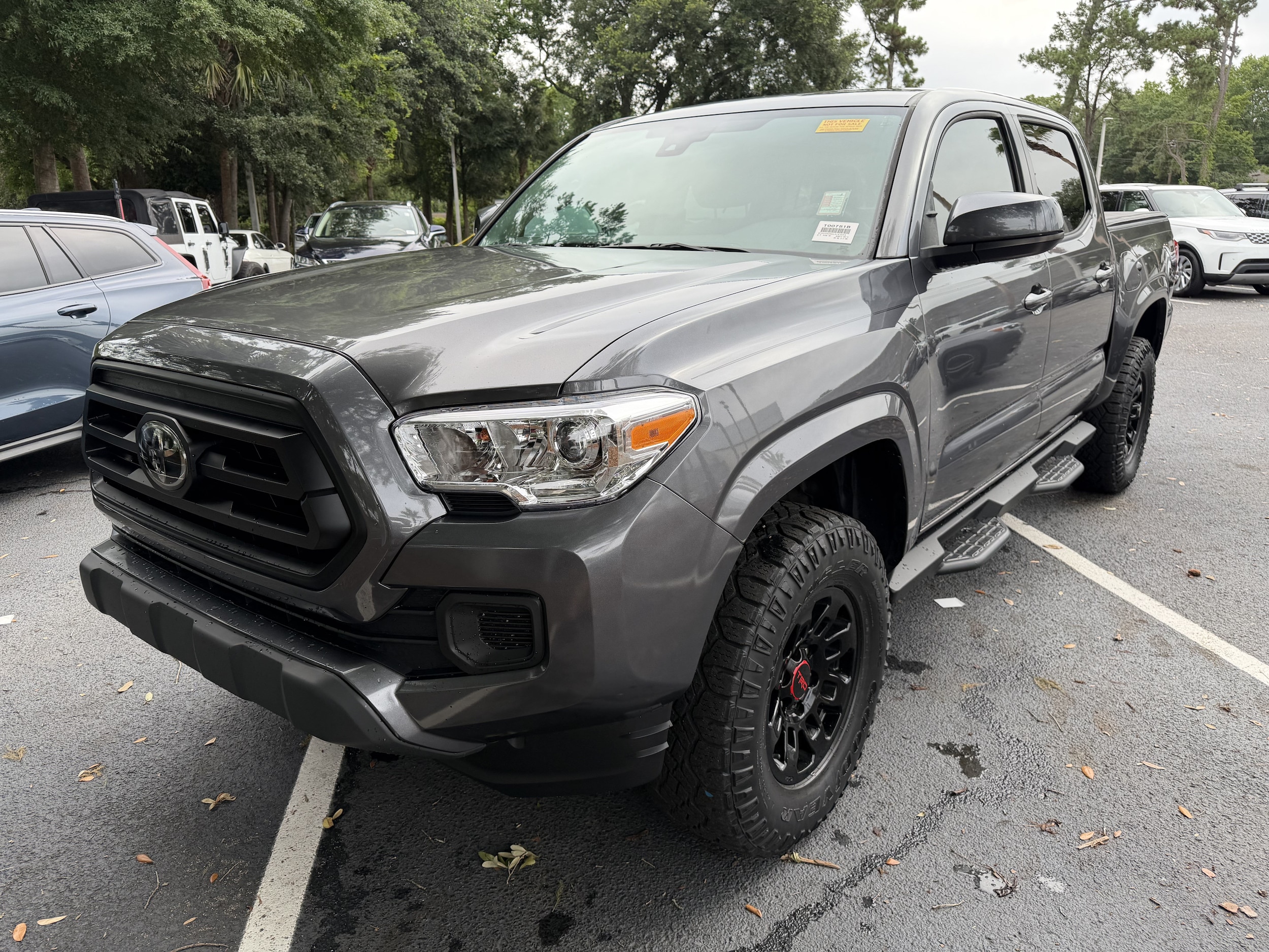 Toyota Tacoma 2WD SR