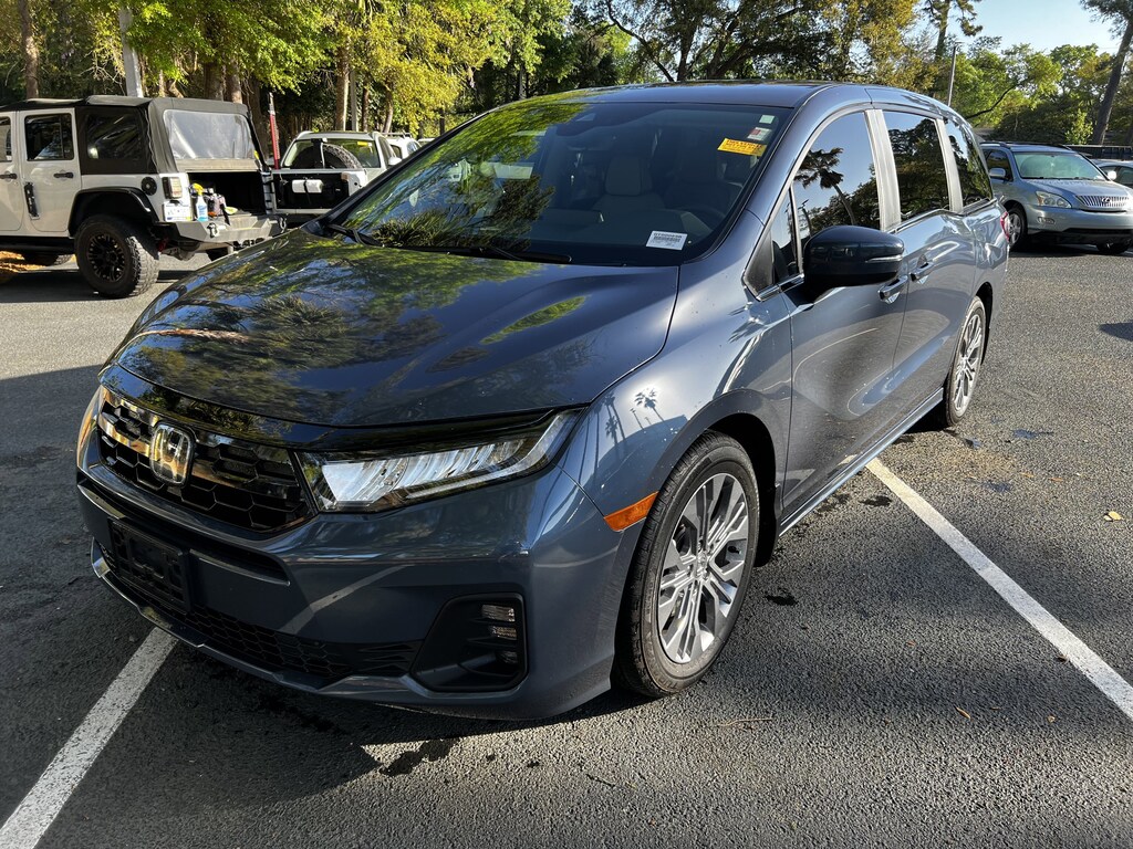 Used 2025 Honda Odyssey Touring Van