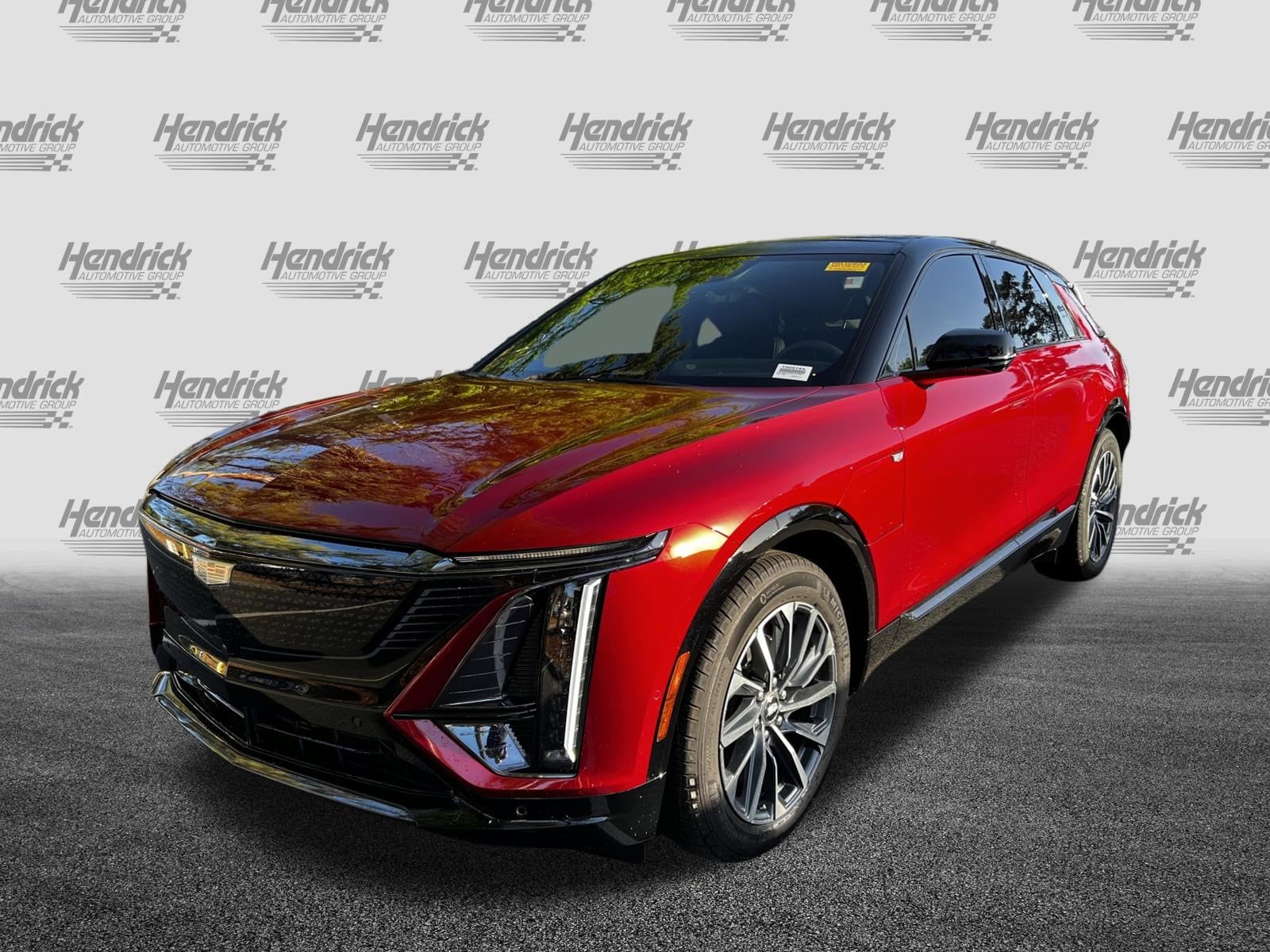 2025 CADILLAC Lyriq Sport photo 2