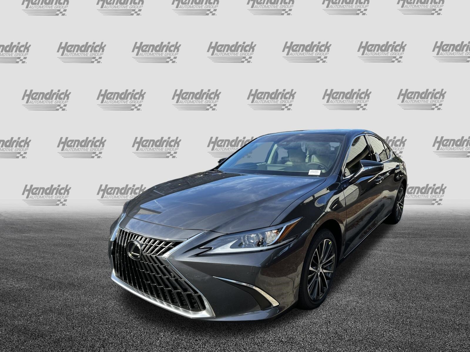 2025 Lexus ES 350 photo 4