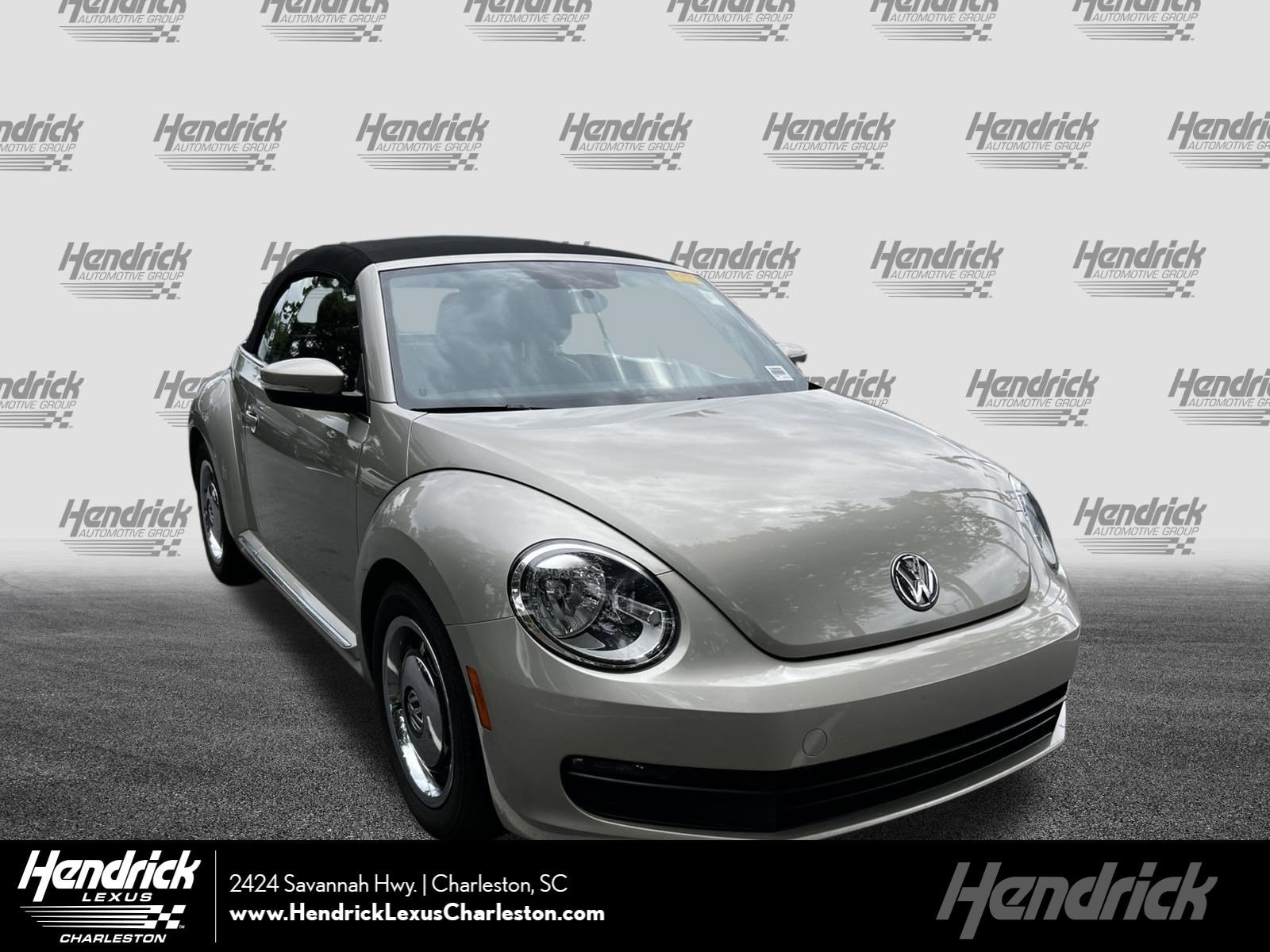 2013 Volkswagen Beetle 2.5L Conv. 50s Edition PZEV's photo