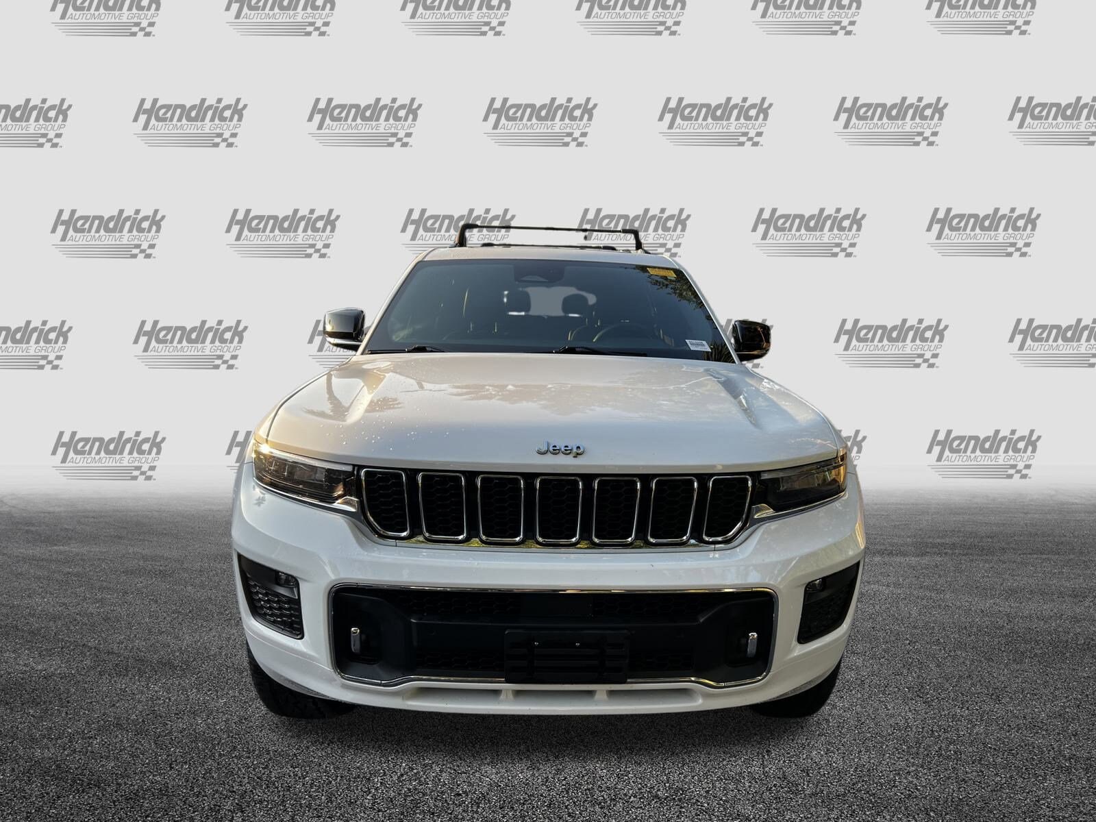 2021 Jeep Grand Cherokee Overland photo 3