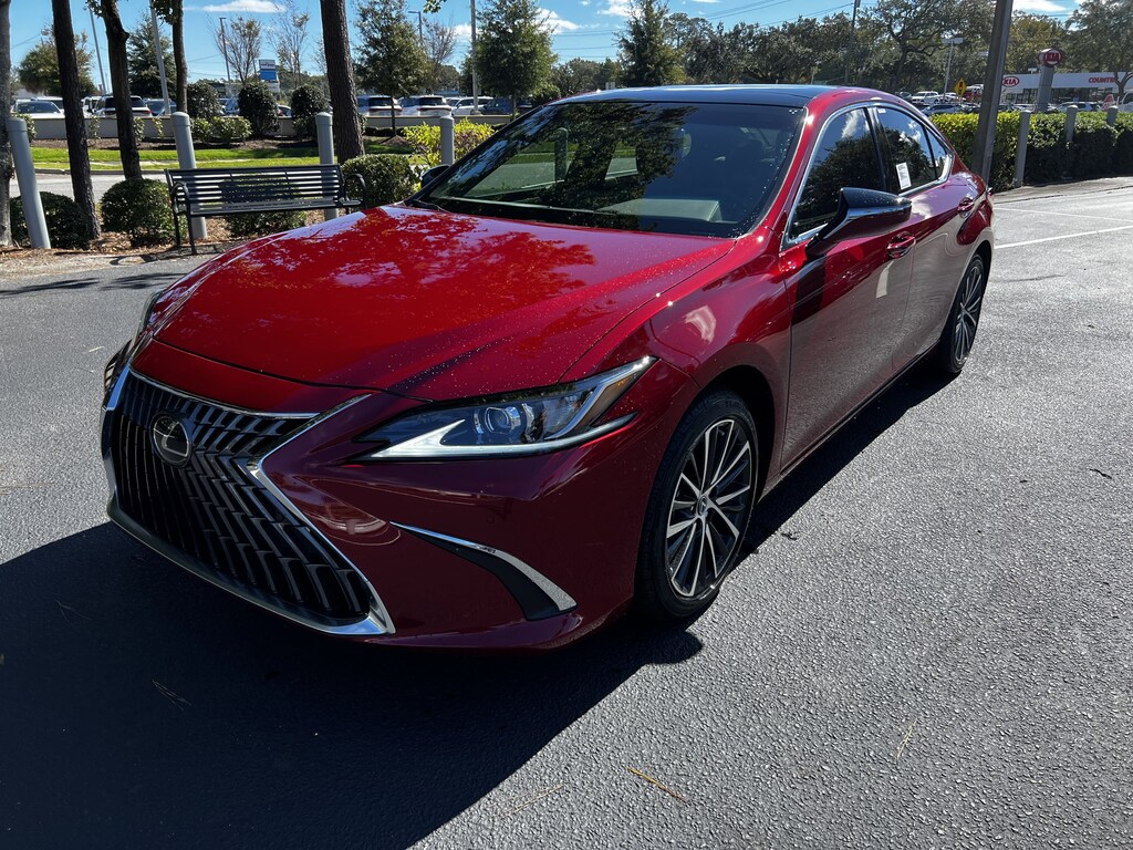 New 2025 Lexus ES 350  Sedan
