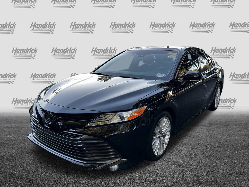 Used 2018 Toyota Camry XLE V6 Sedan